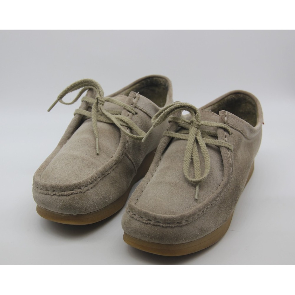 Clarks Wallabees Womens Size 8.5M  Suede Leather tan